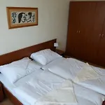 Ξενοδοχείο Jurki Dom